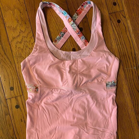 Lululemon stuff Your Bra Tank II in Bleached Coral / Flowabunga Mini Multi - Picture 5 of 8